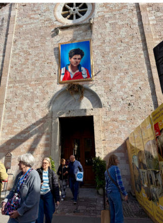 Louis St Carlos Tomb