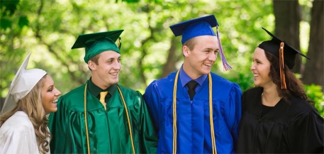 15 05 22 Annual Cover Graduation 022 Crop 800Px