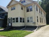 305 307 Exterior