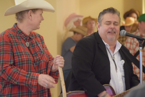 Villas Country Music Review 4 25 25 18