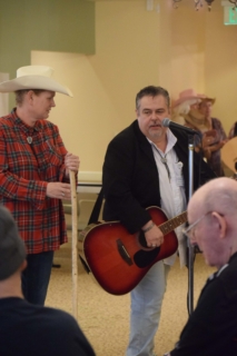 Villas Country Music Review 4 25 25 20