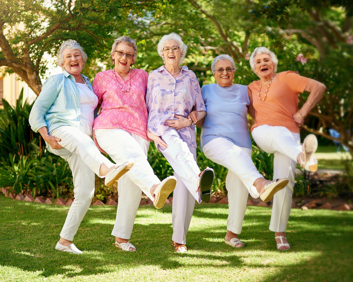 Senior Women Dancing i Stock 680410722 crop