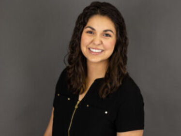 Sydney Grimes Earns CPA License