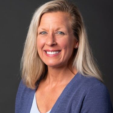 Barb Axton