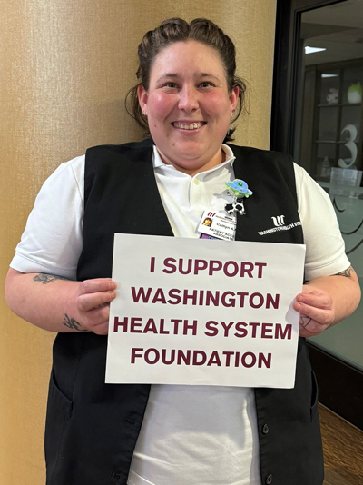 Caitlyn Sign Employee