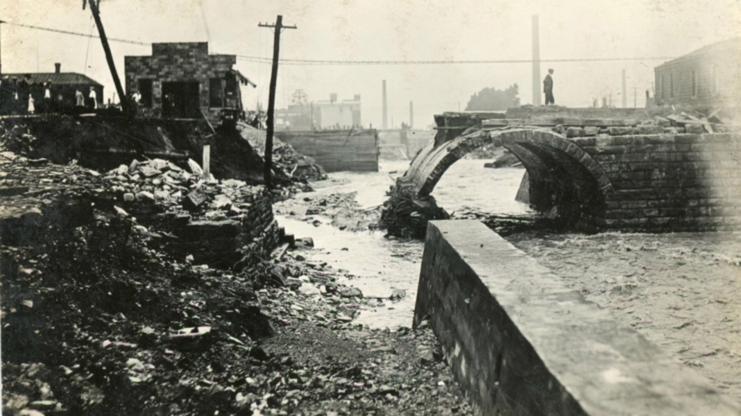 Erie circa 1915 - Flood Damage