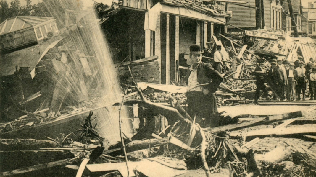 Erie circa 1915 - Ford garage and broken water pipe