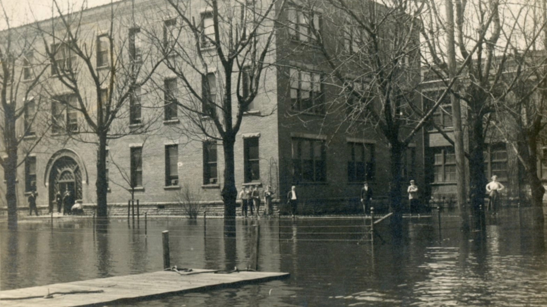 Erie circa 1915 - Flood Damage